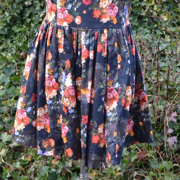 Asos Curve US 16 Floral Pinup Fit and Flare Dress - Picture 6 of 10